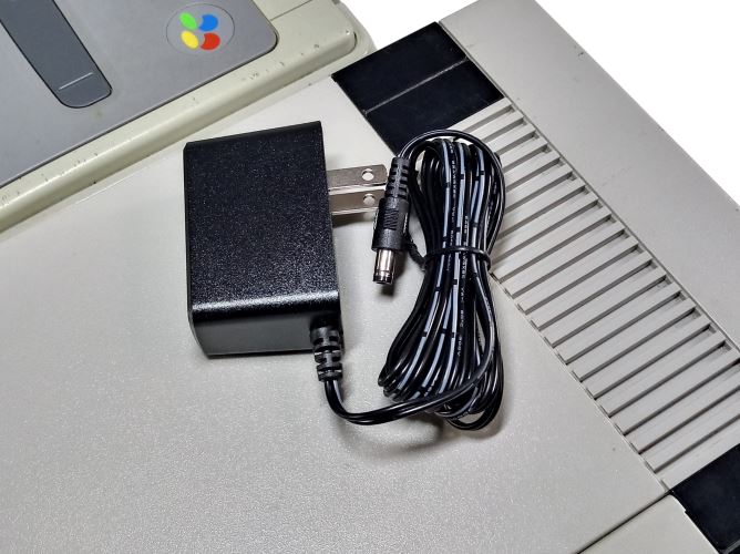 Power Supply for Nintendo NES and SNES - Main Image